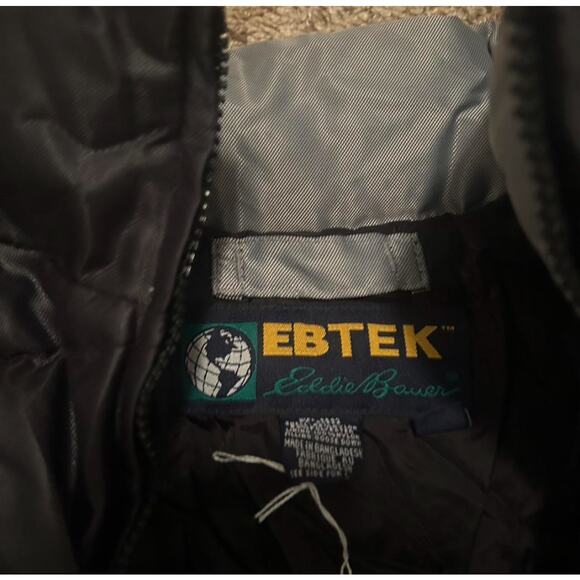 90’s/Y2K Vintage EBTEK Eddie Bauer Black and White Puffer Jacket - Picture 3 of 4